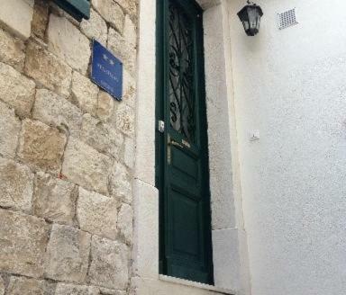 Sedam Bisera Kaštela Esterno foto