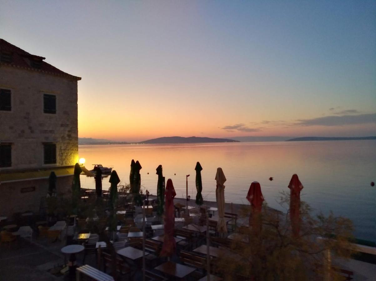 Sedam Bisera Kaštela Esterno foto