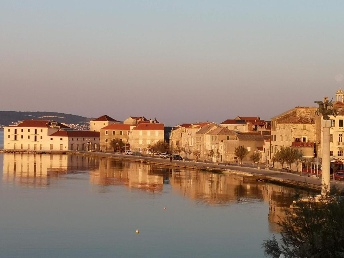 Sedam Bisera Kaštela Esterno foto